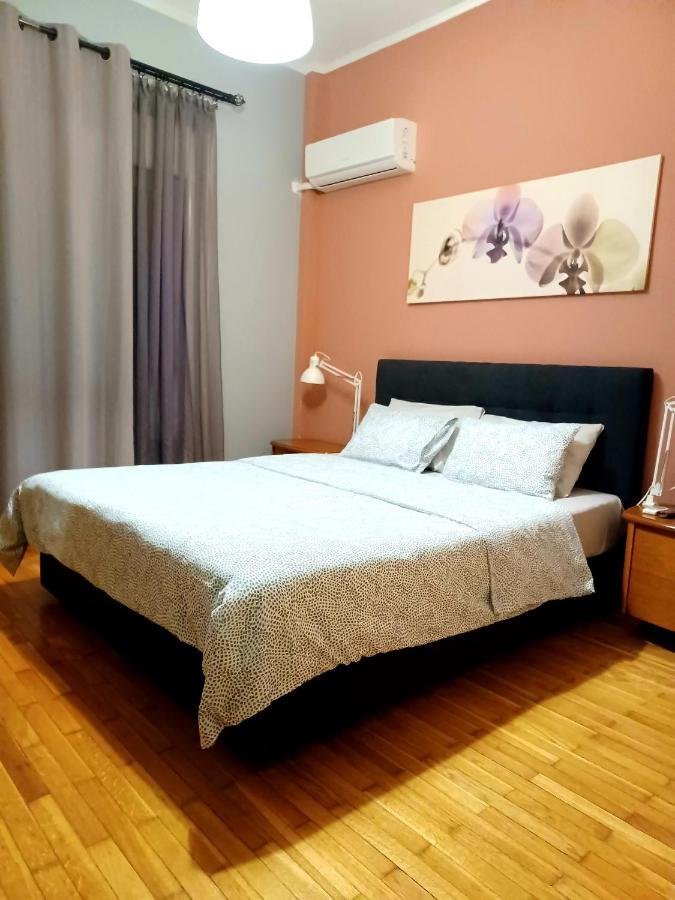 Central Apartment Янина Экстерьер фото