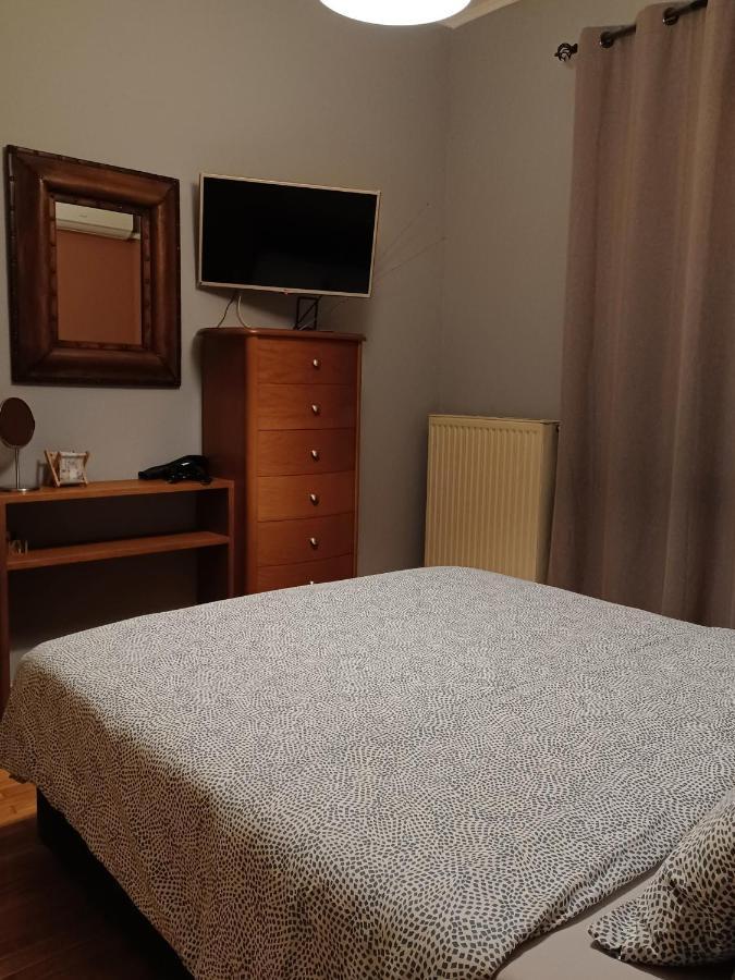 Central Apartment Янина Экстерьер фото