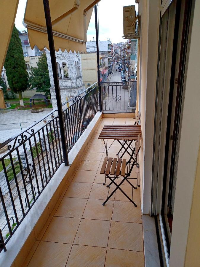 Central Apartment Янина Экстерьер фото